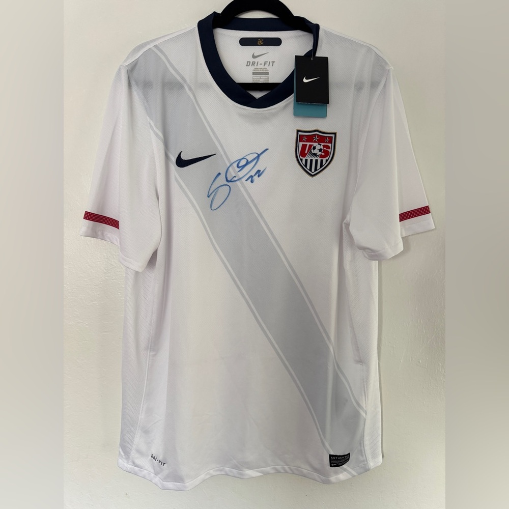 USA NATIONAL TEAM 2010 2011 NIKE HOME FOOTBALL SOCCER SHIRT JERSEY (SIGNED) Sz L